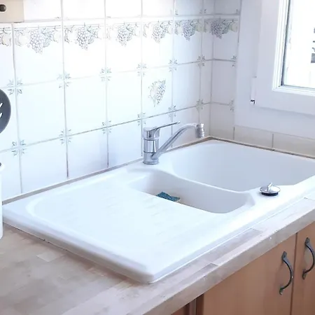 3 Pieces Avec Terrasse Et Balcon Париж